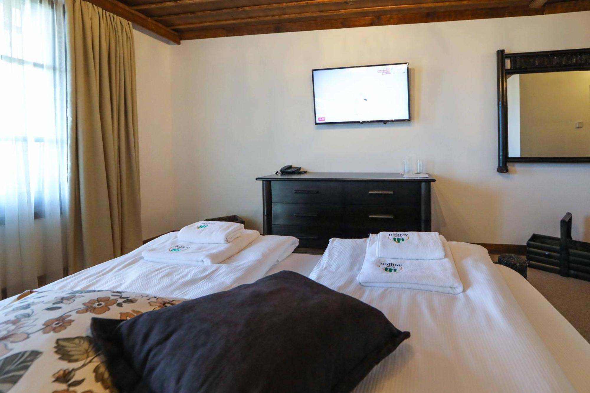 Hotel Leshten Habitación foto